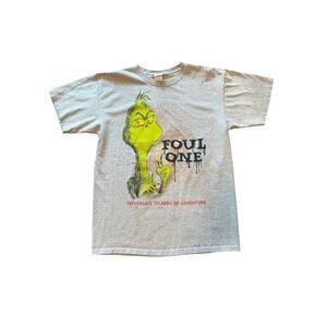 CLEARANCE Vintage Universal Studios The Grinch Foul One Tshirt - Size L (21x29)